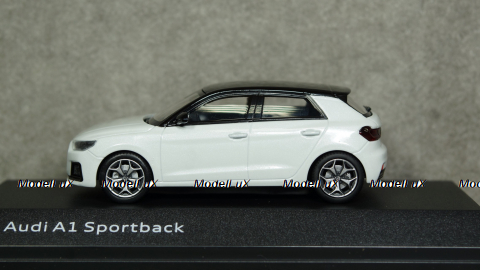Audi A1 Sportback GB 2018 белый, IScale 1:43