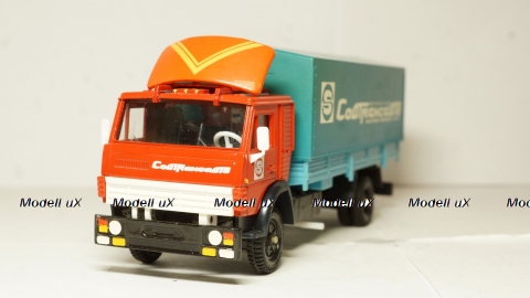 КАМАЗ 5325 Совтрансавто красный/голубой