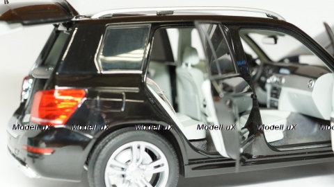Mercedes Benz GLK, 2013, GT Autos 1:18