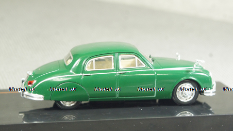 Jaguar MK I dark green, IXO CLC288 1:43