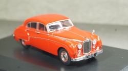 Jaguar MK VIII red, Oxford 1:43