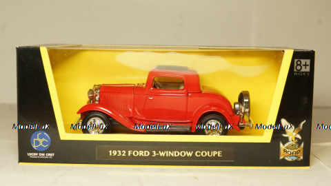 Ford Coupe 3-Window 1932, Road Signature 1:43