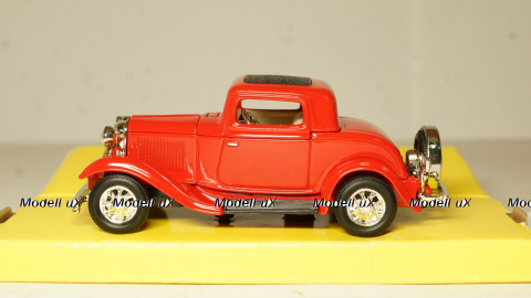 Ford Coupe 3-Window 1932, Road Signature 1:43
