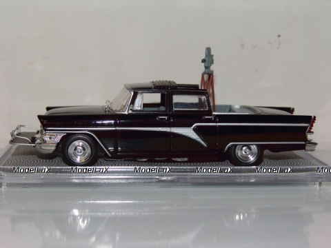 Газ 13 Чайка киносъемочная, Мастерская Гулак 1:43