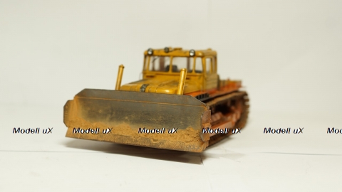 Трактор ДЭТ 250 1957 со следами эксплуатации 2, Трэкс 1:43