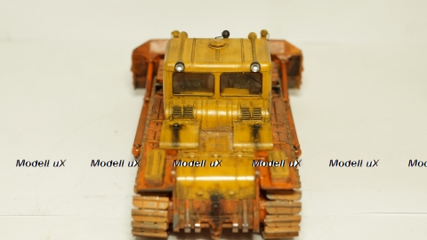 Трактор ДЭТ 250 1957 со следами эксплуатации 2, Трэкс 1:43