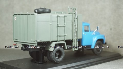 ЗИЛ 130 Мусоровоз с боковой загрузкой КО-413, SSM/АИСТ 1:43