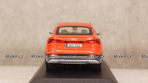 Audi E-tron Sportback Catalunya Red, IScale 1:43