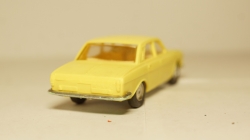 Газ М24-01 Волга жёлтая