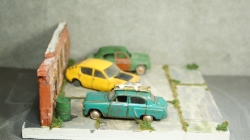 Диорама с тремя машинами, Modellux 1:43