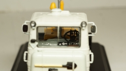 Трактор Т 150Д гусеничный с отвалом, SSM8015 1:43