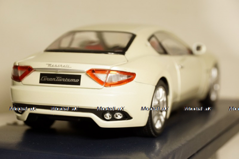Maserati GranTurismo, Mondo Motors 1:18