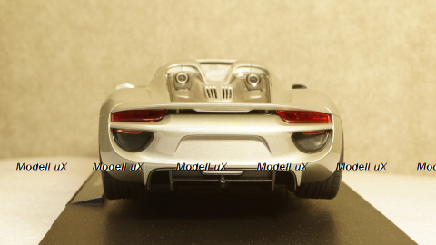 Porsche 918 Spyder 2011 silver, 18051, Welly 1:18