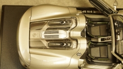 Porsche 918 Spyder 2011 silver, 18051, Welly 1:18