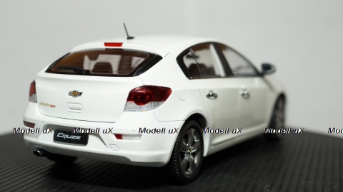 Chevrolet Cruze 1:18, Paudi 1:18