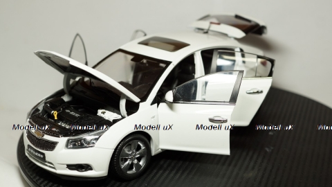 Chevrolet Cruze 1:18, Paudi 1:18