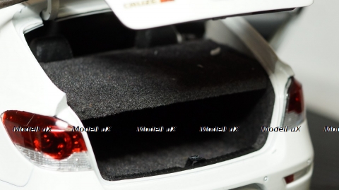 Chevrolet Cruze 1:18, Paudi 1:18