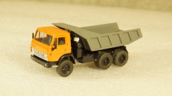 Камаз 5511 оранжевый/серый, Бригадир 1:87