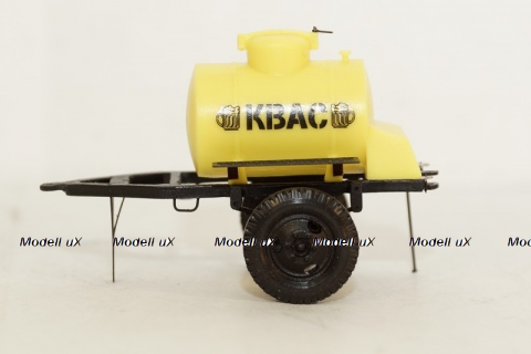 Прицеп цистерна АЦПТ-0,9 "Квас" 1982 г. (c черной надписью)