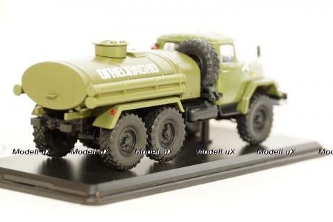 ЗИЛ 131 бензовоз, TruckTyr 1:43