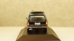 Volvo 145 1969 Express black, Triple9 1:43