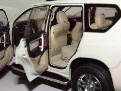 Toyota Land Cruiser Prado 150 SUV 1:18