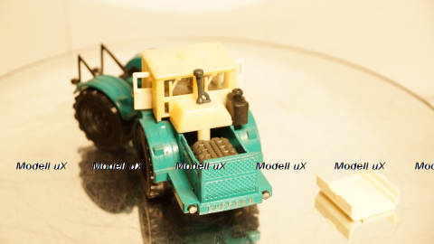 К 700 Кировец, голубой 