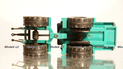 К 700 Кировец, голубой 