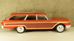 Ford Country Squire with roof railing 1960 red, 18074, Model Car Group 1:18