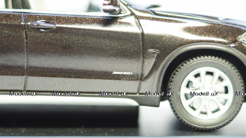 BMW X5 Series F 15, Paragon 1:43
