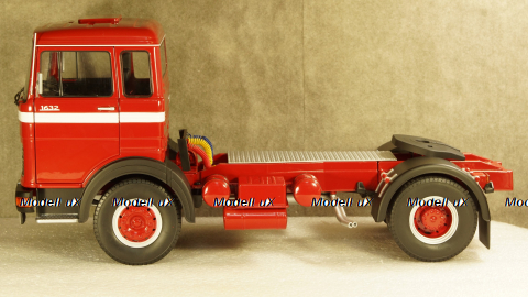 Mercedes LPS 1632 1969 red/black/white, RK180021, Road Kings 1:18