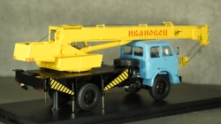 Автокран МАЗ-500А КС-3571, SSM1415 1:43