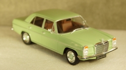 Mercedes 220D (W115), green, 1972, MCG18116, MCG 1:18
