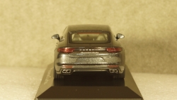 Porsche Panamera Turbo (2. Gen.) 2016 dark grey, Herpa 1:43