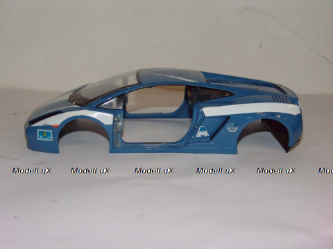 Lamborghini Gallardo, пол багажного отсека