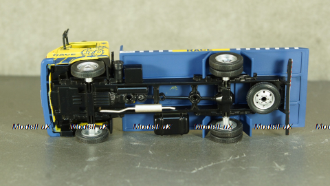 Pegaso Ekus 1210-6 Wrecker service yellow/blue, Altaya 1:43