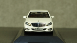 Mercedes E300 W212 2013 white, IScale 1:43