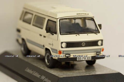 Porsche B32 Bus California