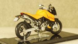 KTM LC8 Duke, Atlas 1:24