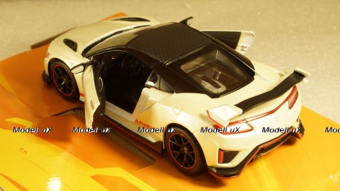 Acura NSX 2018 white/black, 32536, Maisto 1:24