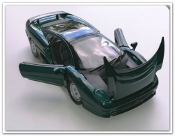 Jaguar XJ 220, American Mint/Welly 1:24