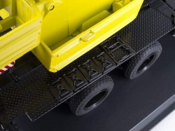 ЗИЛ 133 Автокран, голубой/желтый SSM1108