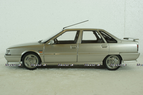 Renault 21 Turbo MK1 1988 lightgrey-metallic, 1807702, Solido 1:18