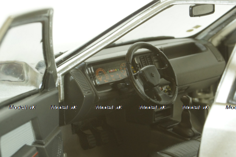 Renault 21 Turbo MK1 1988 lightgrey-metallic, 1807702, Solido 1:18