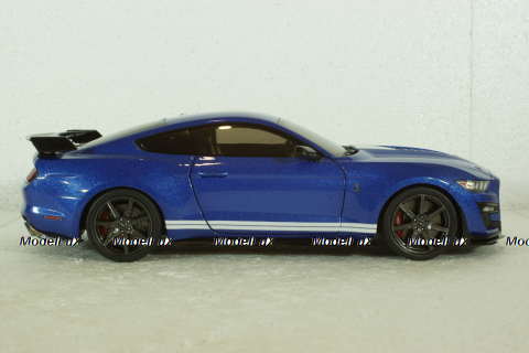Ford Mustang Shelby GT 500 Fast Track bluemetallic/white, 1805901, Solido 1:18