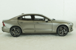 Volvo S60 (T6) 2020, silver, 9430994, Motorcity 1:18