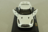 Nissan GT-R 2009 white, Bburago 1:32 