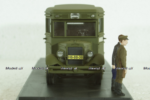 Зис-8 из к/ф Место встречи изменить нельзя с 2-мя фигурками, Miniclassic 1:43 Вариант 2!