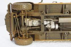 Land Rover Defender 110 Rally Camel Trophy 1993 Dirty Version, ALM810309, Almost Real 1:18