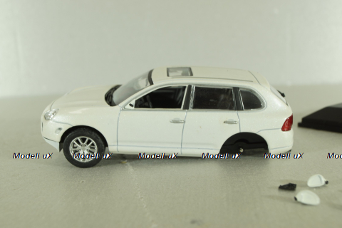 Porsche Cayenne S, white, China 1:43 на запчасти!